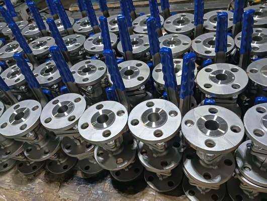 투입 주입 스테인리스 스틸 볼 밸브 PTFE 좌석과 WCB 몸체로 고온 환경